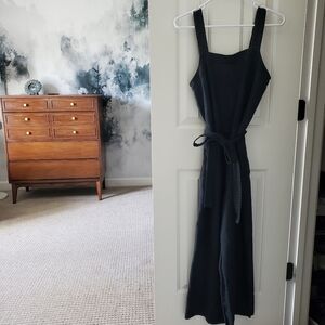 .. Everlane Linen Square-Neck Jumpsuit with Belt, Black (4)